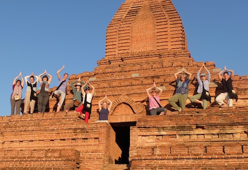 travelers on pagoda-day5 500